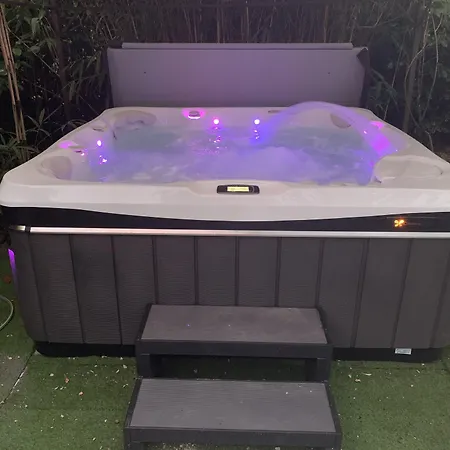 Casa de Férias Domaine D'en Rigou Giroussens